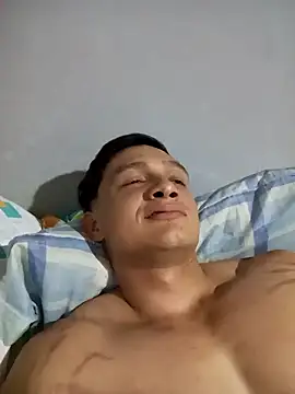 jhoel-zami26 online show from 04/19/26, 10:34