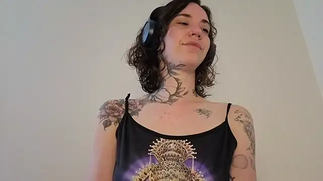 Dirty Pink online show from 06/03/26, 03:06