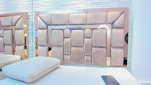 Snapshot of ammy_jhonnson chatting on 01/07/26, 11:34 ammy jhonnson online show from 01/07/26, 11:34