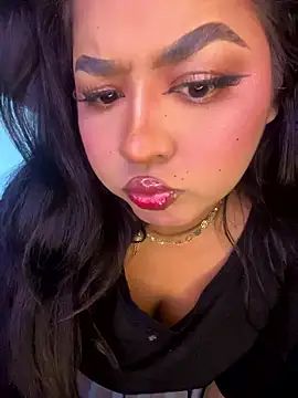 Isabella Belmont online show from 01/12/26, 09:53