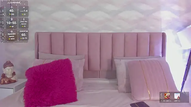 Snapshot of im_miadoll chatting on 03/03/26, 01:28 im miadoll online show from 03/03/26, 01:28