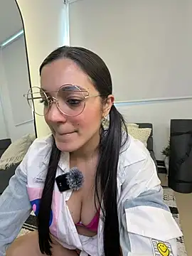 Snapshot of EVA_WILD1 chatting on 02/17/26, 09:21 EVA WILD1 online show from 02/17/26, 09:21