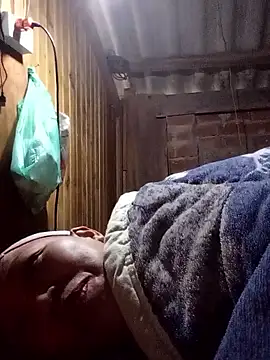 Snapshot of Agnes-baby chatting on 01/13/26, 12:38 Agnes-baby online show from 01/13/26, 12:38