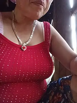 Snapshot of Agnes-baby chatting on 07/12/26, 03:08 Agnes-baby online show from 07/12/26, 03:08