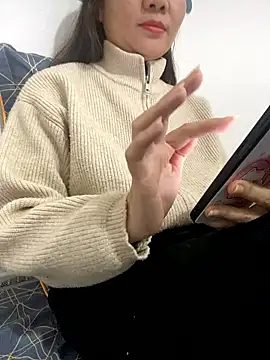 Avelyn-n online show from 01/15/26, 06:29