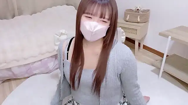 AIKA oO online show from 02/18/26, 05:25