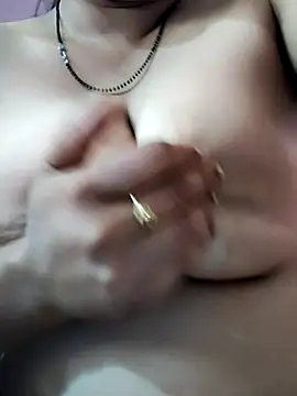 Romentic lady online show from 02/18/26, 10:22