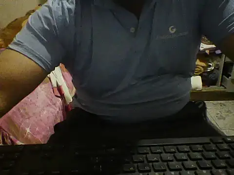 Twoo18 online show from 01/17/26, 12:21