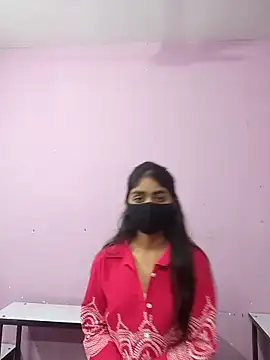 HotxMuskan online show from 03/06/26, 03:58