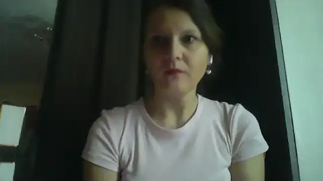 Snapshot of Fenariva chatting on 02/03/26, 07:35 Fenariva online show from 02/03/26, 07:35