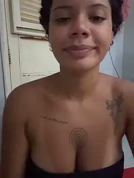 Snapshot of morceguinhapriv chatting on 02/19/26, 04:47 morceguinhapriv online show from 02/19/26, 04:47