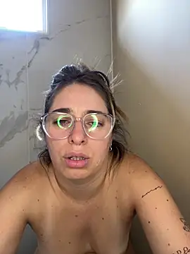 Snapshot of soyanahii chatting on 03/01/26, 05:59 soyanahii online show from 03/01/26, 05:59