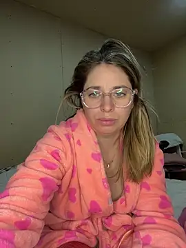 Snapshot of soyanahii chatting on 05/22/26, 01:46 soyanahii online show from 05/22/26, 01:46