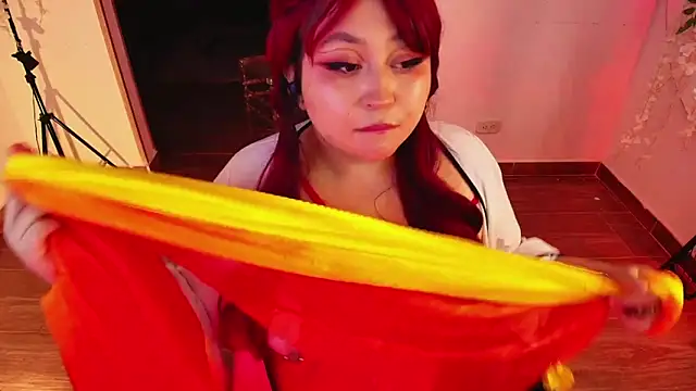 Snapshot of Sweet_lenna chatting on 05/16/26, 12:18 Sweet lenna online show from 05/16/26, 12:18