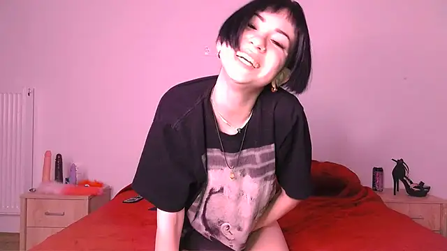 Snapshot of Marley_Queen chatting on 02/25/26, 01:10 Marley Queen online show from 02/25/26, 01:10