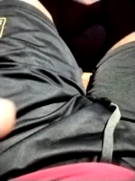 Snapshot of Danu2005dsa chatting on 03/03/26, 06:58 Danu2005dsa online show from 03/03/26, 06:58