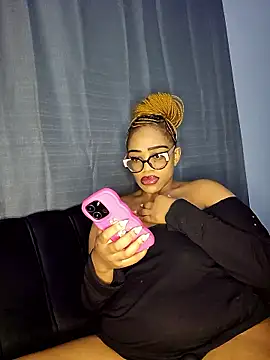 Sultrydiva1 online show from 01/12/26, 02:17