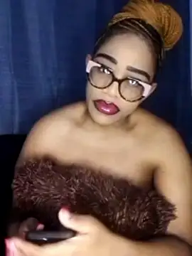 Sultrydiva1 online show from 01/12/26, 10:59