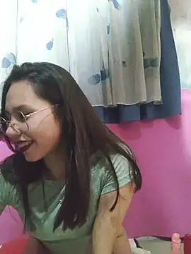 Sexyhanna14 online show from 04/18/26, 02:59