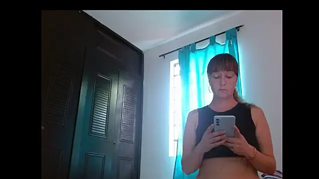IVANNAFOXvh online show from 07/02/26, 08:04