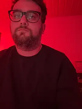 Snapshot of Dominic2295 chatting on 01/14/26, 02:23 Dominic2295 online show from 01/14/26, 02:23