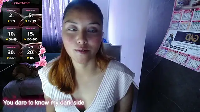 Snapshot of Velvet_Moon33 chatting on 03/08/26, 03:16 Velvet Moon33 online show from 03/08/26, 03:16