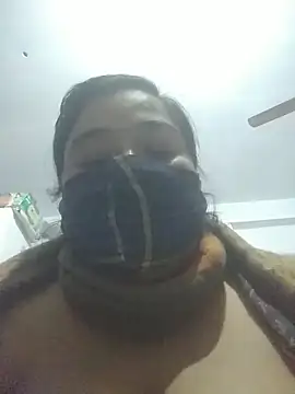 momo loves online show from 01/31/26, 07:11