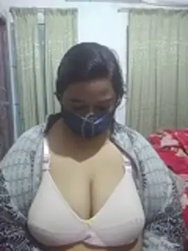 momo loves online show from 02/16/26, 04:14