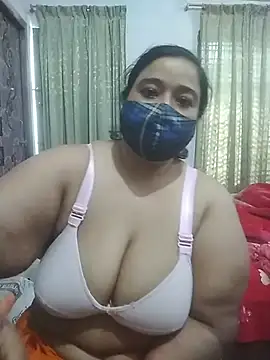 momo loves online show from 02/27/26, 05:51