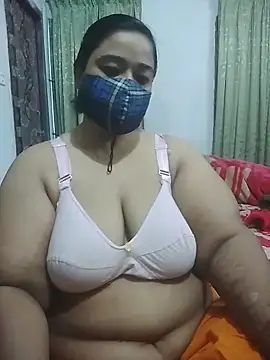 momo loves online show from 03/24/26, 12:37