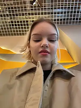 AshleyMur online show from 04/11/26, 06:18