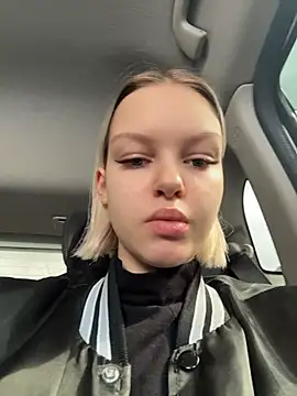 AshleyMur online show from 04/19/26, 05:18