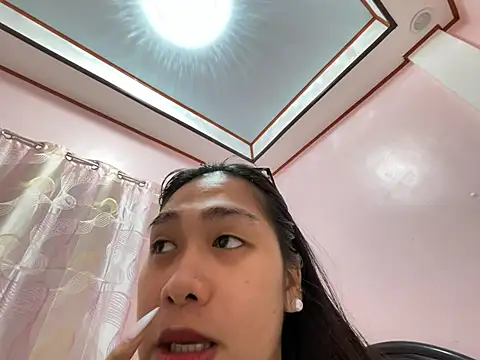 Snapshot of Mira_Janee chatting on 01/13/26, 12:10 Mira Janee online show from 01/13/26, 12:10