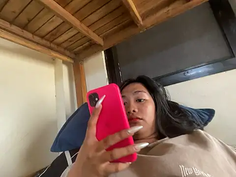 Snapshot of Mira_Janee chatting on 01/14/26, 07:14 Mira Janee online show from 01/14/26, 07:14