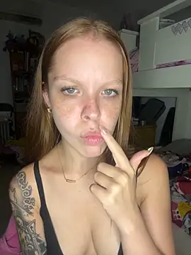 Snapshot of Piaaa3 chatting on 02/11/26, 04:28 Piaaa3 online show from 02/11/26, 04:28