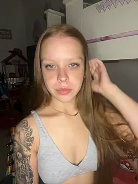 Snapshot of Piaaa3 chatting on 02/12/26, 04:51 Piaaa3 online show from 02/12/26, 04:51