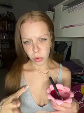 Snapshot of Piaaa3 chatting on 02/13/26, 04:41 Piaaa3 online show from 02/13/26, 04:41