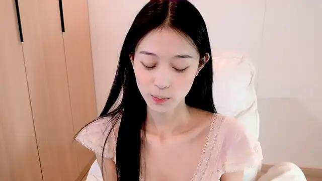 Snapshot of iiiiiiiiiu chatting on 01/17/26, 02:00 iiiiiiiiiu online show from 01/17/26, 02:00