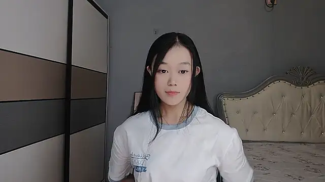 xiaowu2004 online show from 03/11/26, 02:39