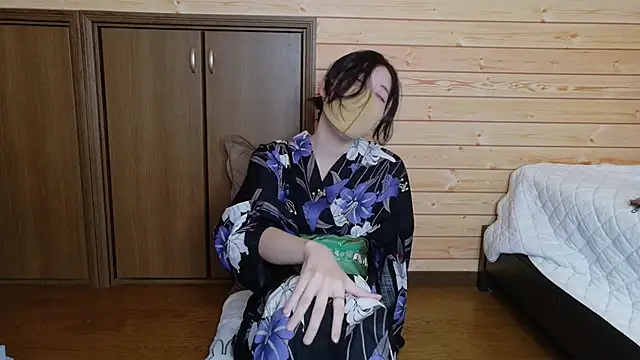 minami room online show from 06/06/26, 05:12
