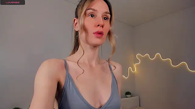 Kirawithvibe online show from 05/27/26, 01:57
