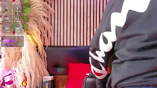 Hiddenhotcake online show from 04/17/26, 06:44