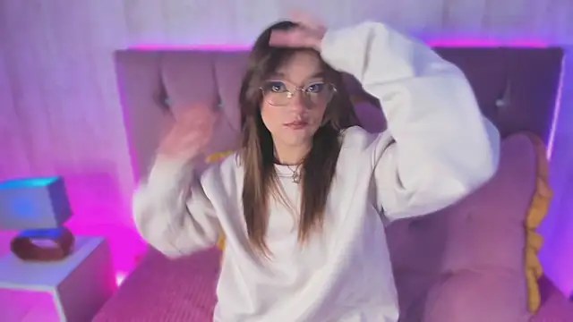 alyy cut3 online show from 02/26/26, 08:08