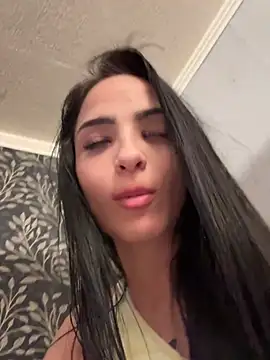 Evelin199 online show from 04/18/26, 07:07