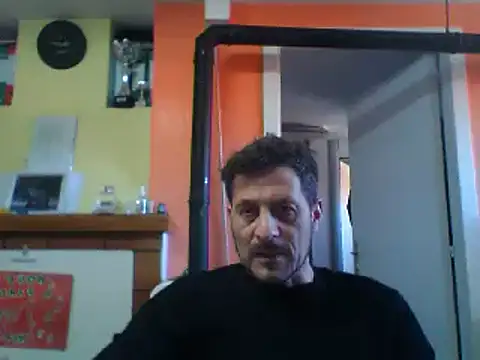 Snapshot of colosone chatting on 03/04/25, 01:49 colosone online show from 03/04/25, 01:49