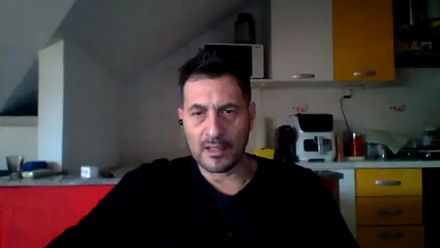 Snapshot of colosone chatting on 02/06/26, 08:07 colosone online show from 02/06/26, 08:07