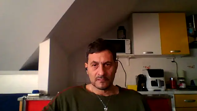 Snapshot of colosone chatting on 02/10/26, 07:45 colosone online show from 02/10/26, 07:45