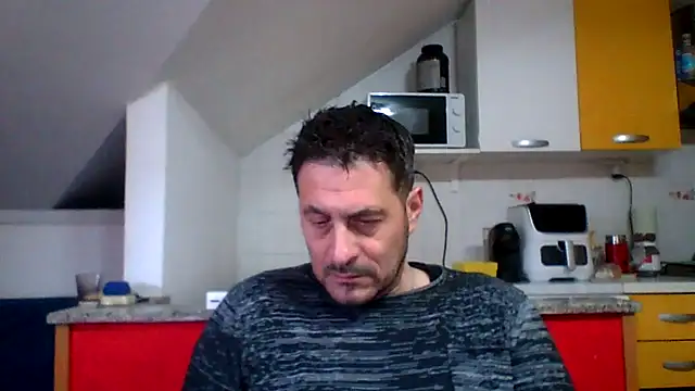 Snapshot of colosone chatting on 02/12/26, 11:38 colosone online show from 02/12/26, 11:38