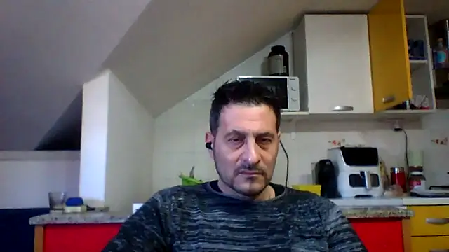 Snapshot of colosone chatting on 02/13/26, 10:55 colosone online show from 02/13/26, 10:55