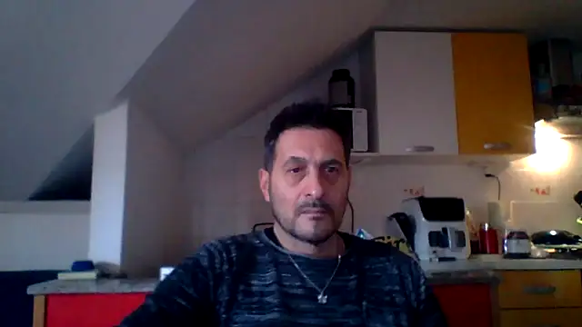 Snapshot of colosone chatting on 02/14/26, 10:56 colosone online show from 02/14/26, 10:56